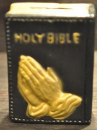 AZPH017 : Praying Hands / 貯金箱
